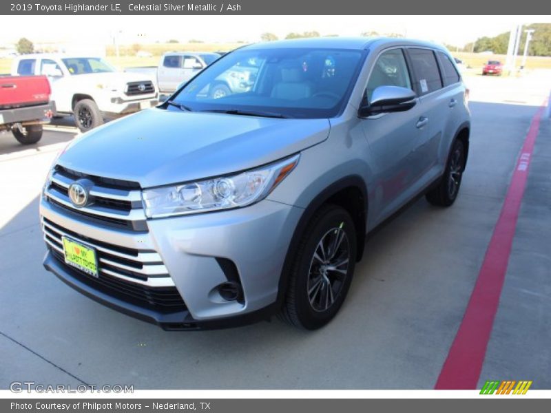 Celestial Silver Metallic / Ash 2019 Toyota Highlander LE