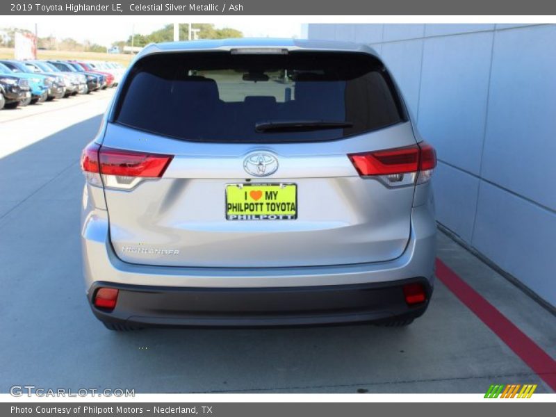 Celestial Silver Metallic / Ash 2019 Toyota Highlander LE