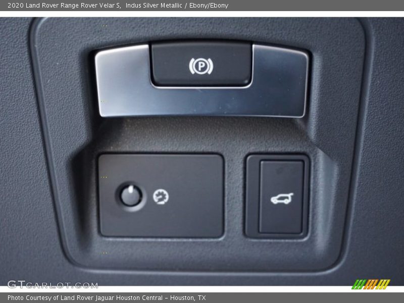 Indus Silver Metallic / Ebony/Ebony 2020 Land Rover Range Rover Velar S