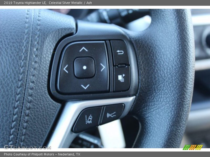 Celestial Silver Metallic / Ash 2019 Toyota Highlander LE