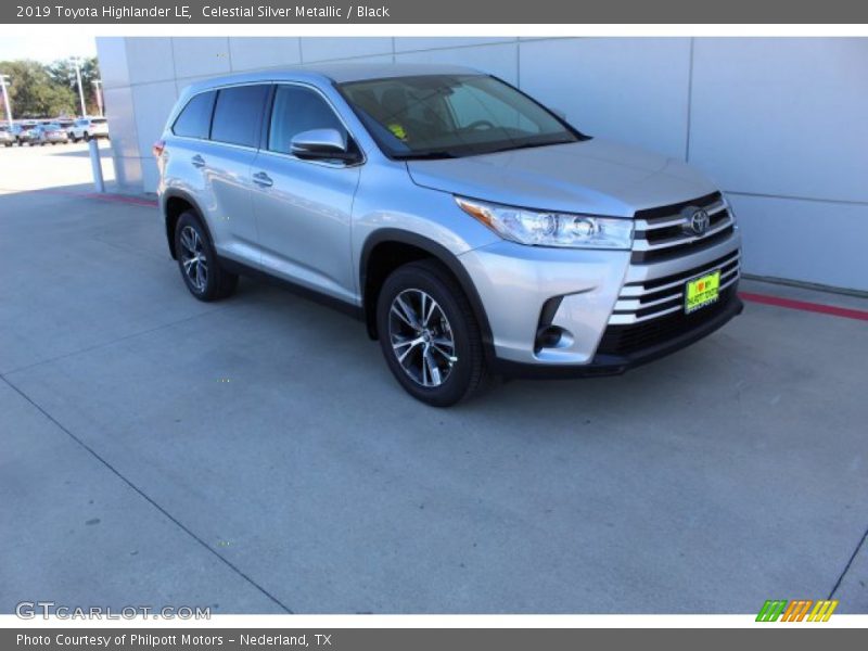 Celestial Silver Metallic / Black 2019 Toyota Highlander LE