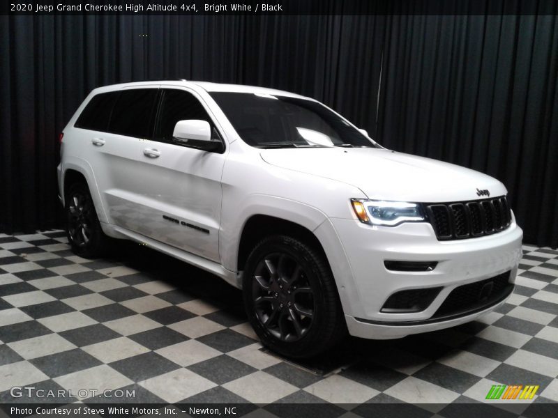 Bright White / Black 2020 Jeep Grand Cherokee High Altitude 4x4