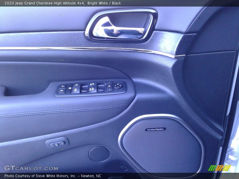 Bright White / Black 2020 Jeep Grand Cherokee High Altitude 4x4