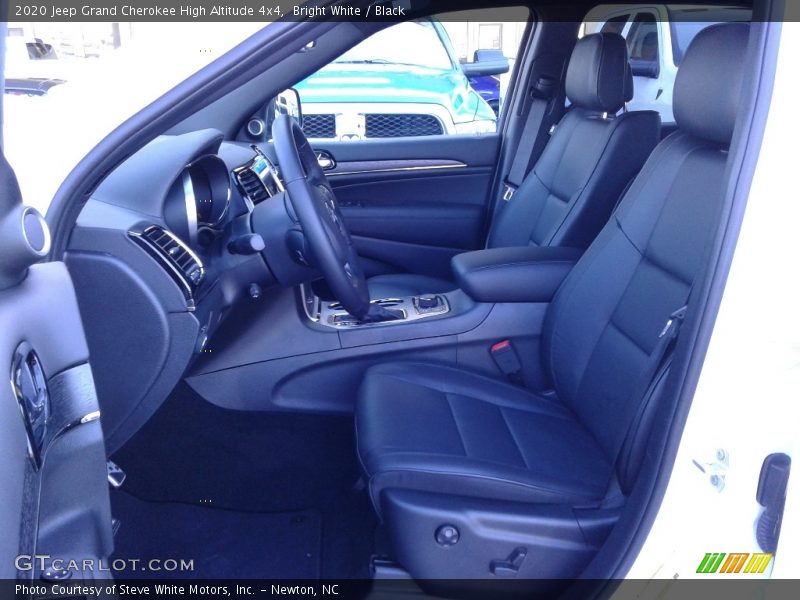 Bright White / Black 2020 Jeep Grand Cherokee High Altitude 4x4