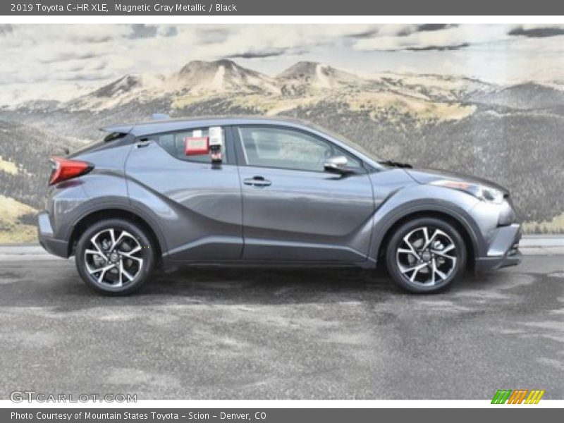 Magnetic Gray Metallic / Black 2019 Toyota C-HR XLE