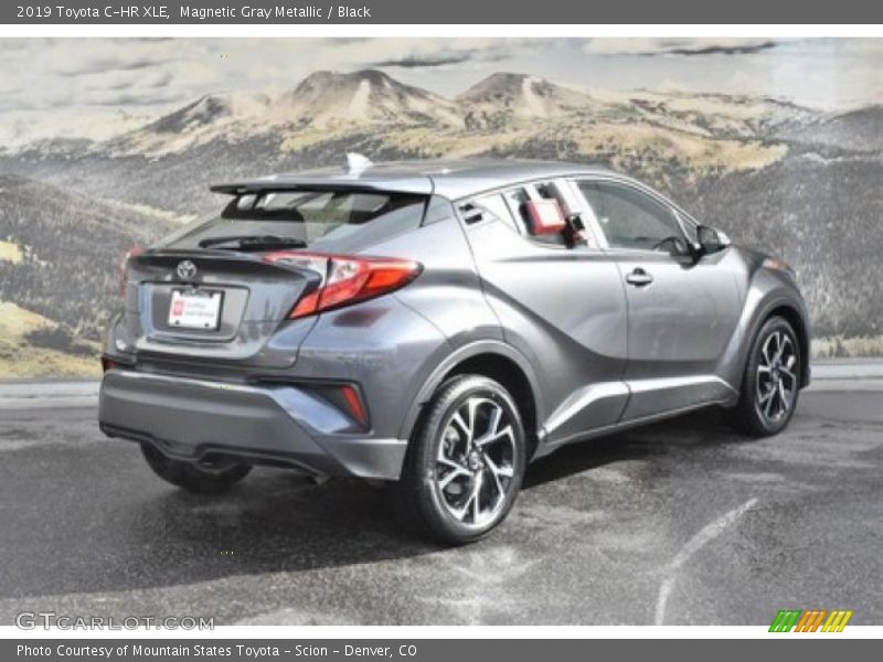 Magnetic Gray Metallic / Black 2019 Toyota C-HR XLE