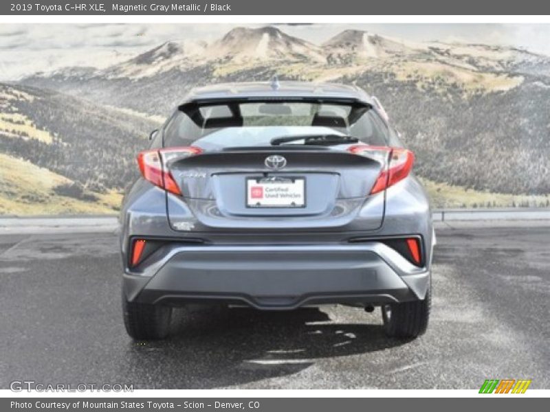 Magnetic Gray Metallic / Black 2019 Toyota C-HR XLE