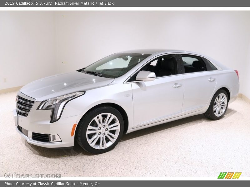  2019 XTS Luxury Radiant Silver Metallic