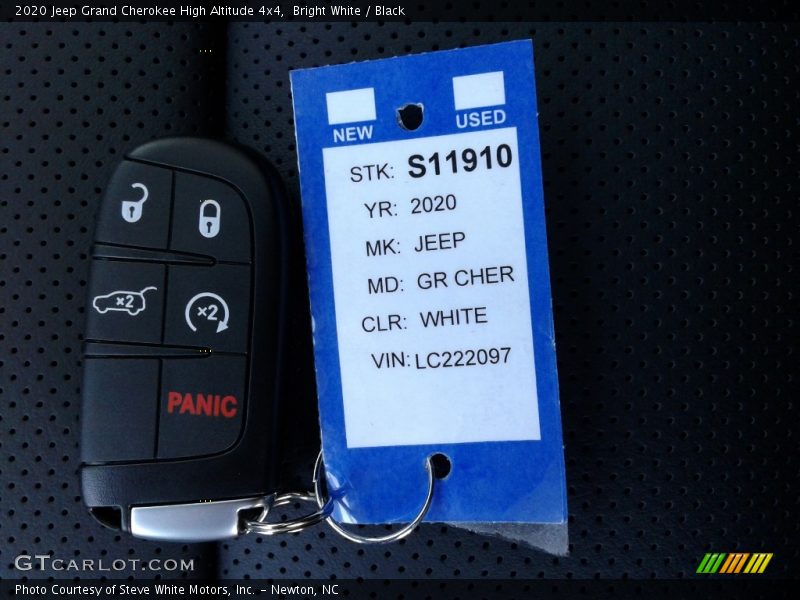 Bright White / Black 2020 Jeep Grand Cherokee High Altitude 4x4