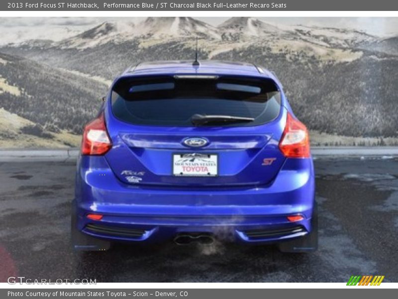 Performance Blue / ST Charcoal Black Full-Leather Recaro Seats 2013 Ford Focus ST Hatchback