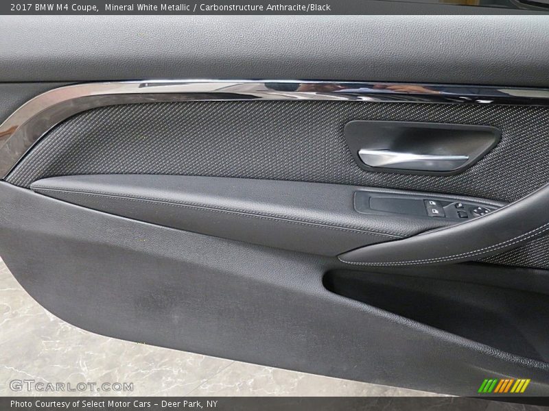 Door Panel of 2017 M4 Coupe