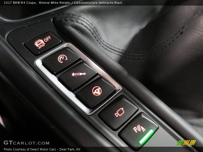 Controls of 2017 M4 Coupe