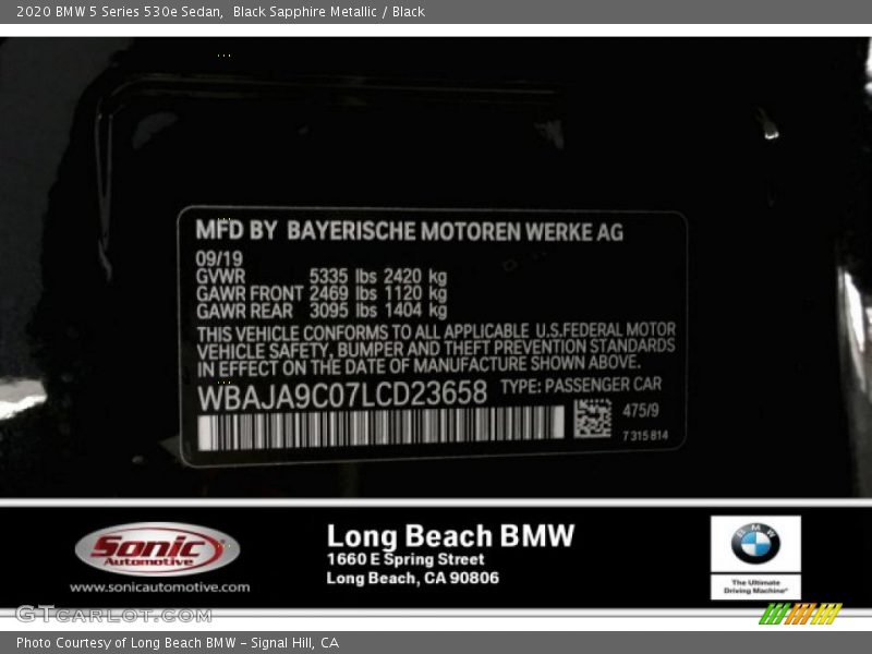 Black Sapphire Metallic / Black 2020 BMW 5 Series 530e Sedan