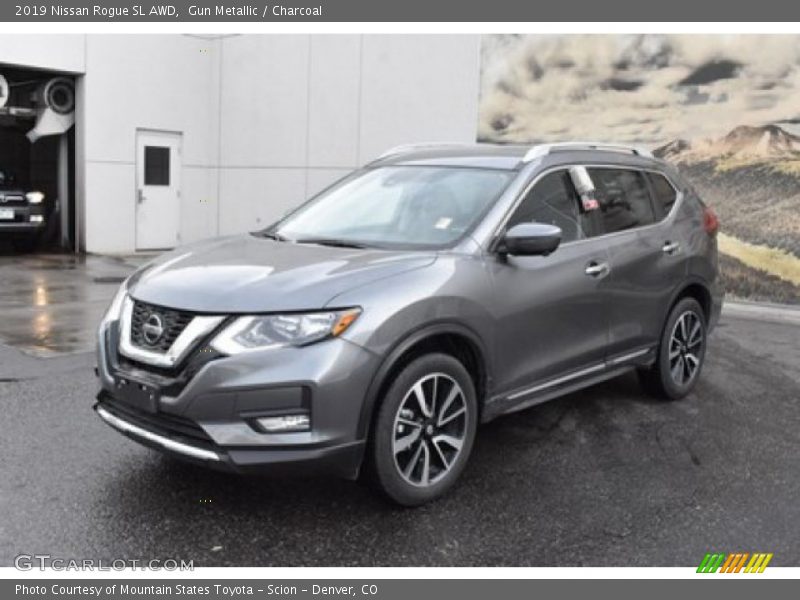 Gun Metallic / Charcoal 2019 Nissan Rogue SL AWD