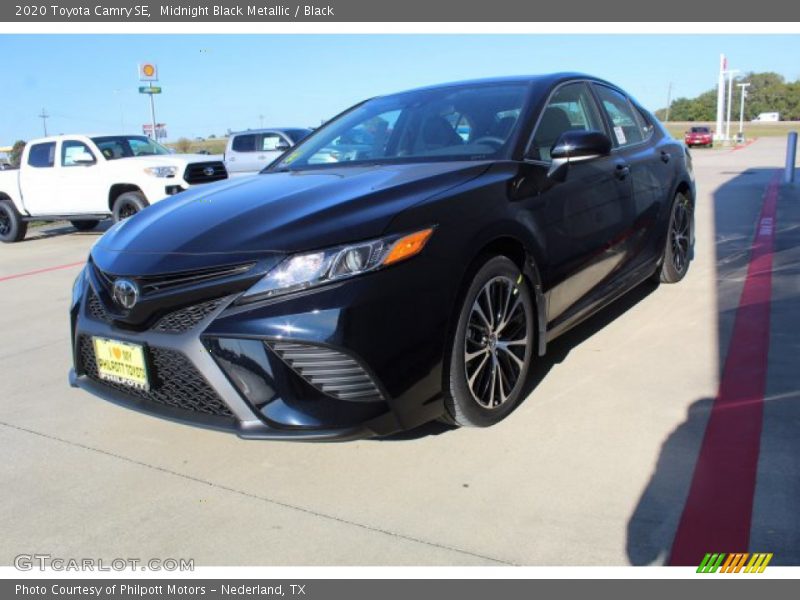 Midnight Black Metallic / Black 2020 Toyota Camry SE