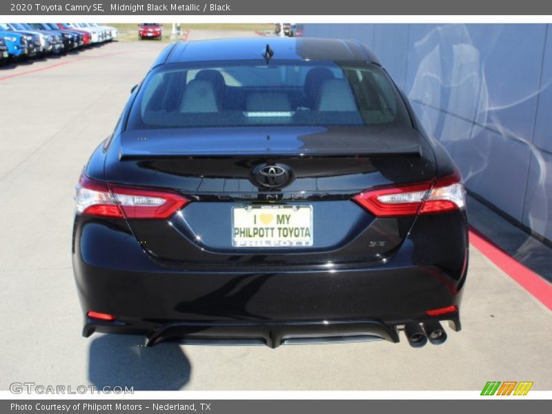 Midnight Black Metallic / Black 2020 Toyota Camry SE