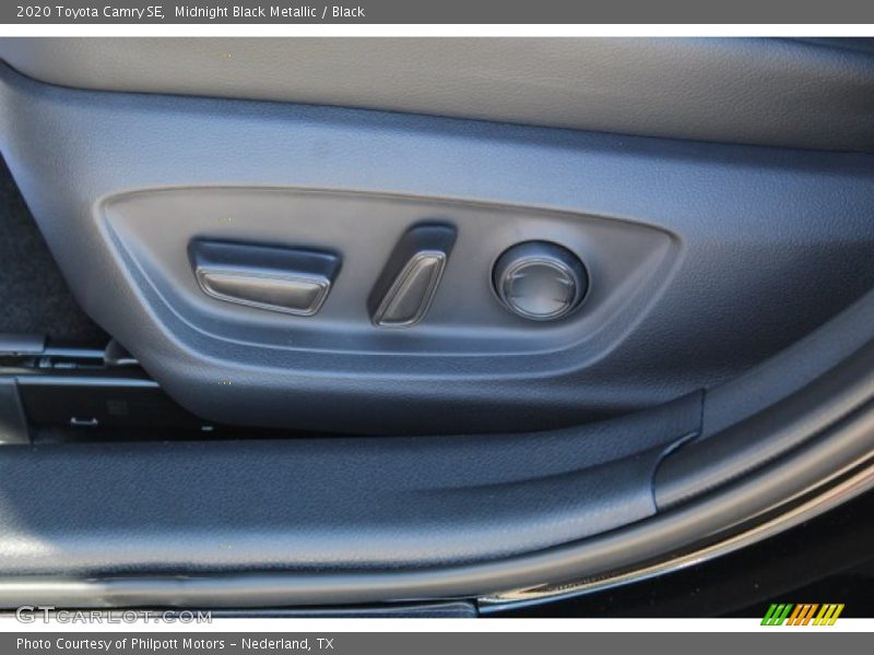 Midnight Black Metallic / Black 2020 Toyota Camry SE
