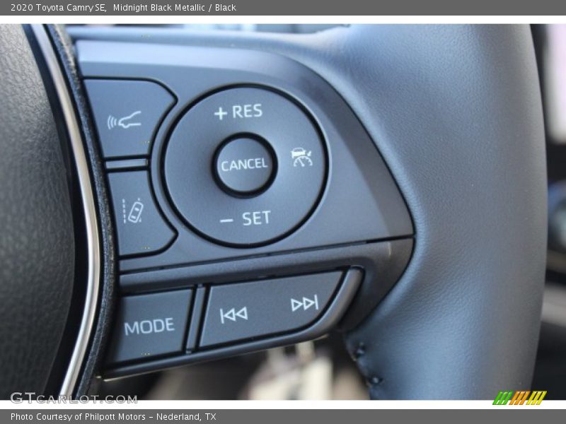 Midnight Black Metallic / Black 2020 Toyota Camry SE