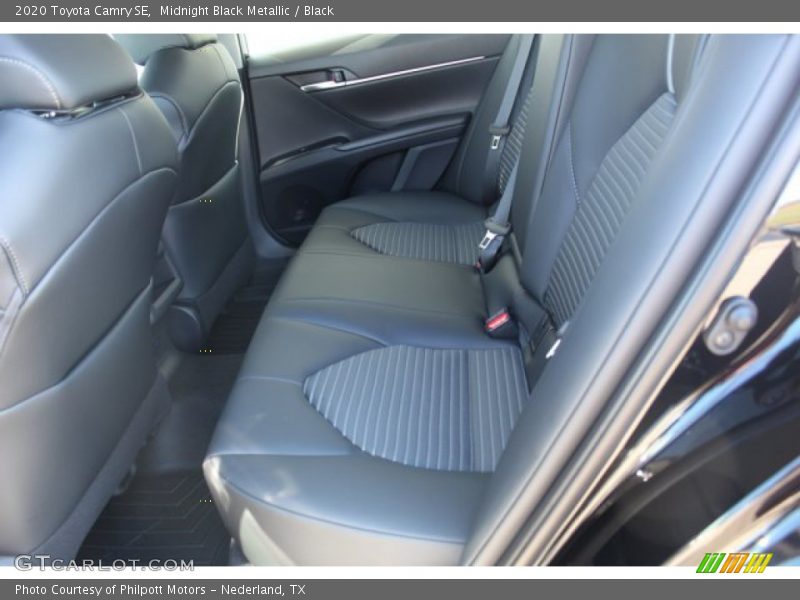 Midnight Black Metallic / Black 2020 Toyota Camry SE