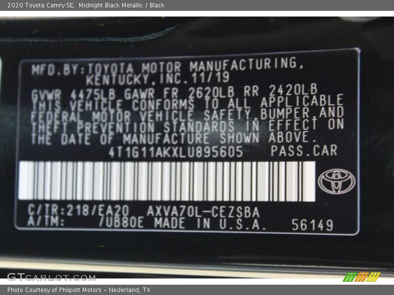 Midnight Black Metallic / Black 2020 Toyota Camry SE