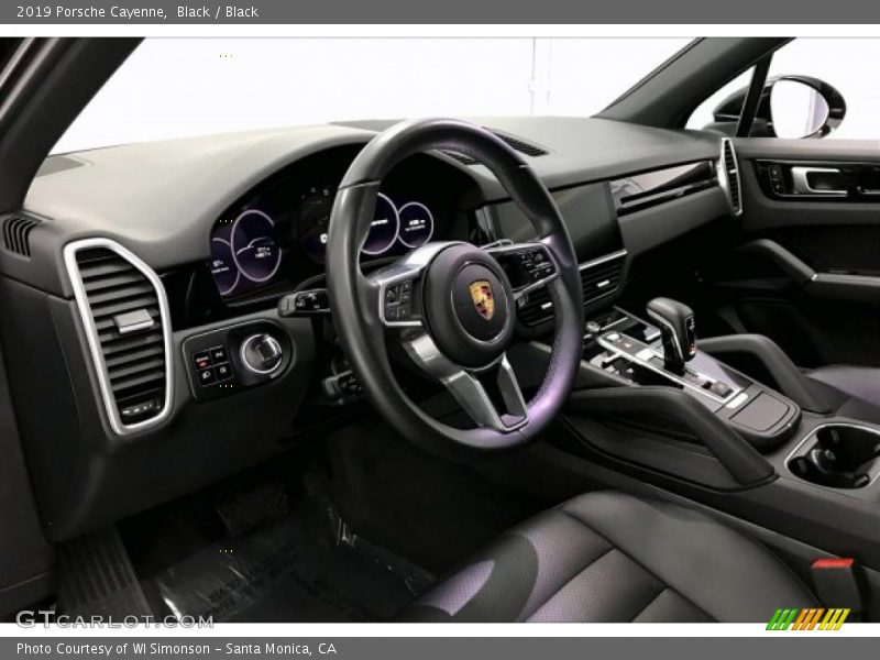 Dashboard of 2019 Cayenne 