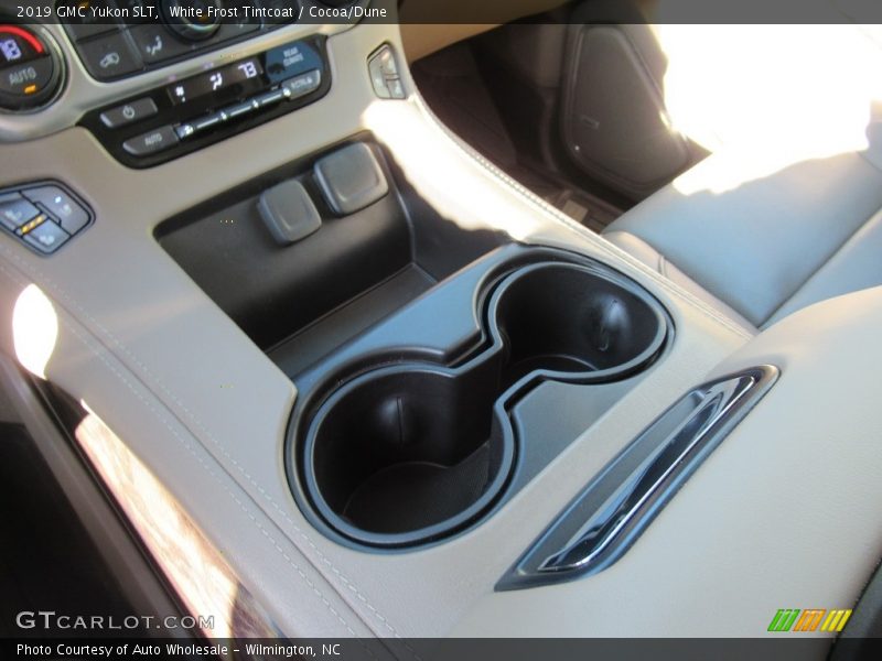 White Frost Tintcoat / Cocoa/Dune 2019 GMC Yukon SLT