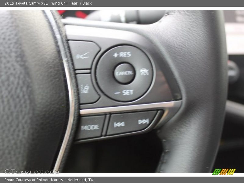Wind Chill Pearl / Black 2019 Toyota Camry XSE