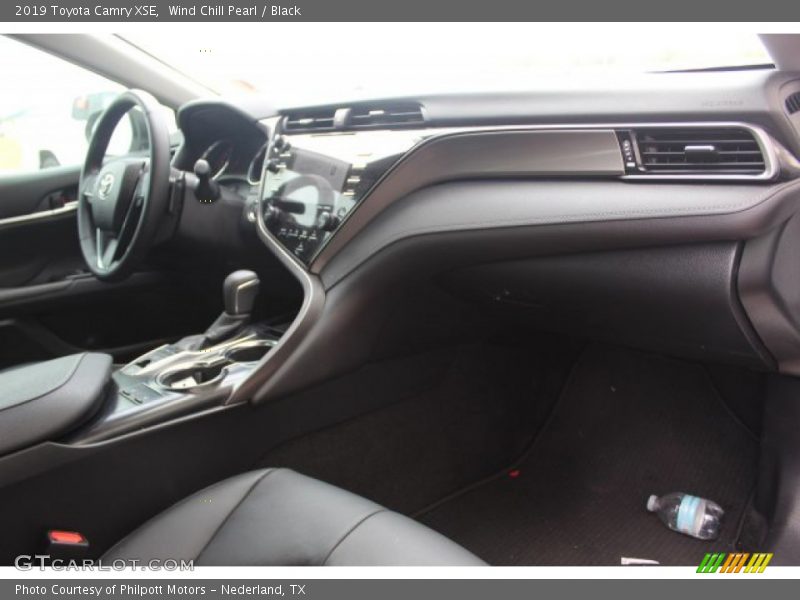 Wind Chill Pearl / Black 2019 Toyota Camry XSE