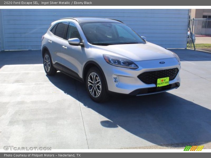 Ingot Silver Metallic / Ebony Black 2020 Ford Escape SEL