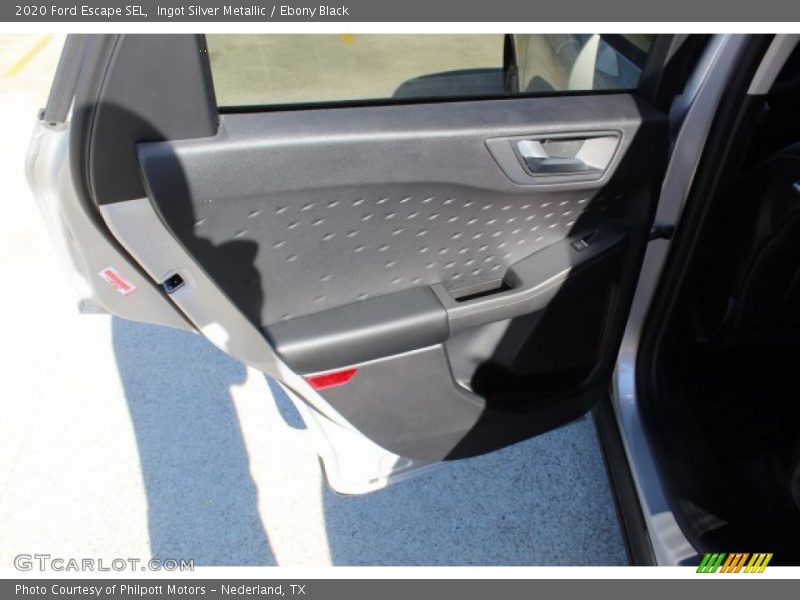 Ingot Silver Metallic / Ebony Black 2020 Ford Escape SEL