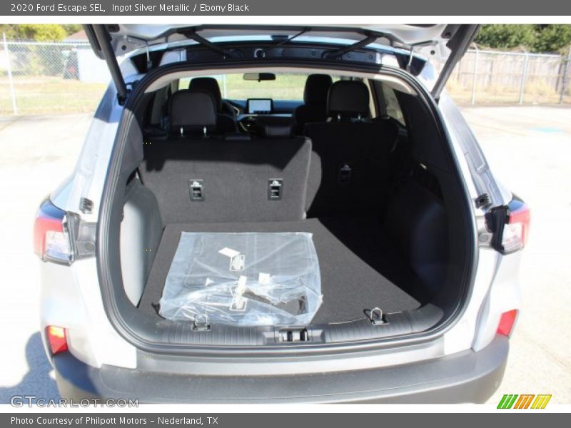 Ingot Silver Metallic / Ebony Black 2020 Ford Escape SEL