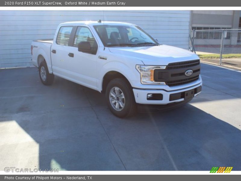 Oxford White / Medium Earth Gray 2020 Ford F150 XLT SuperCrew