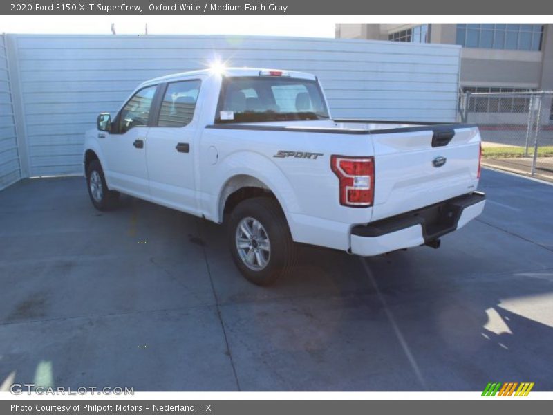 Oxford White / Medium Earth Gray 2020 Ford F150 XLT SuperCrew