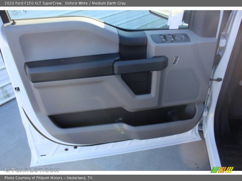 Oxford White / Medium Earth Gray 2020 Ford F150 XLT SuperCrew
