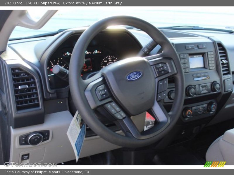 Oxford White / Medium Earth Gray 2020 Ford F150 XLT SuperCrew