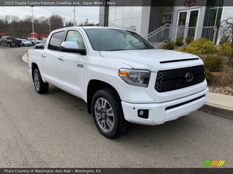 Front 3/4 View of 2020 Tundra Platinum CrewMax 4x4