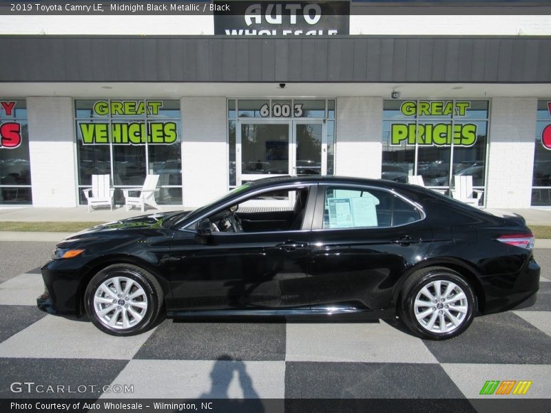 Midnight Black Metallic / Black 2019 Toyota Camry LE