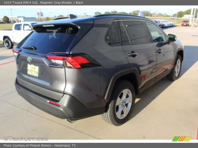 Magnetic Gray Metallic / Black 2020 Toyota RAV4 XLE