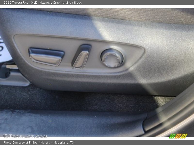 Magnetic Gray Metallic / Black 2020 Toyota RAV4 XLE