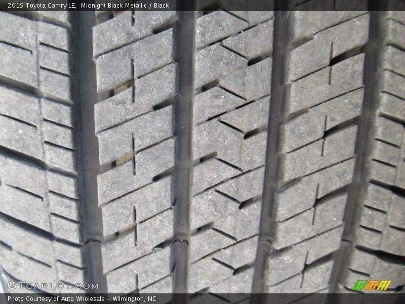 Midnight Black Metallic / Black 2019 Toyota Camry LE