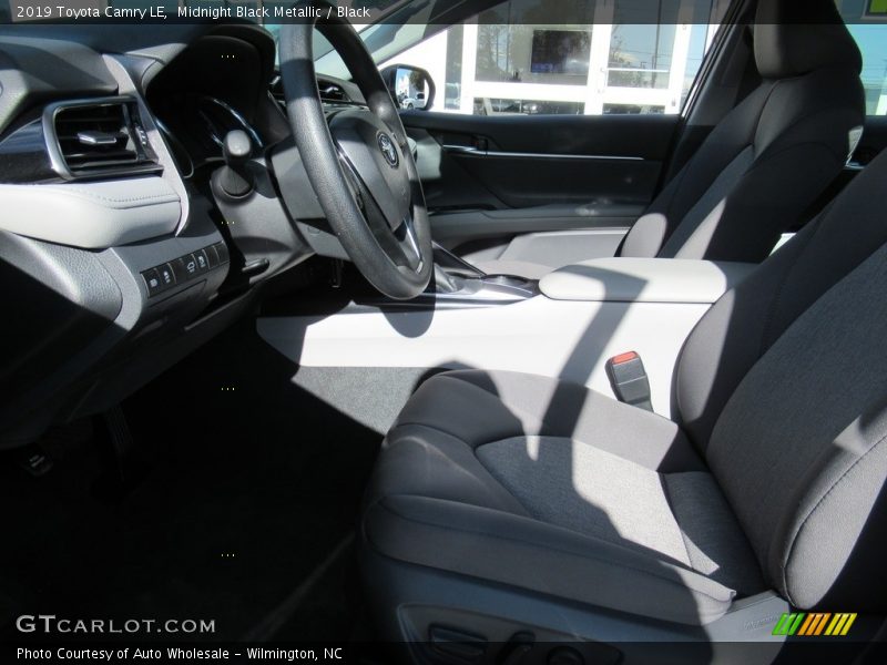 Midnight Black Metallic / Black 2019 Toyota Camry LE