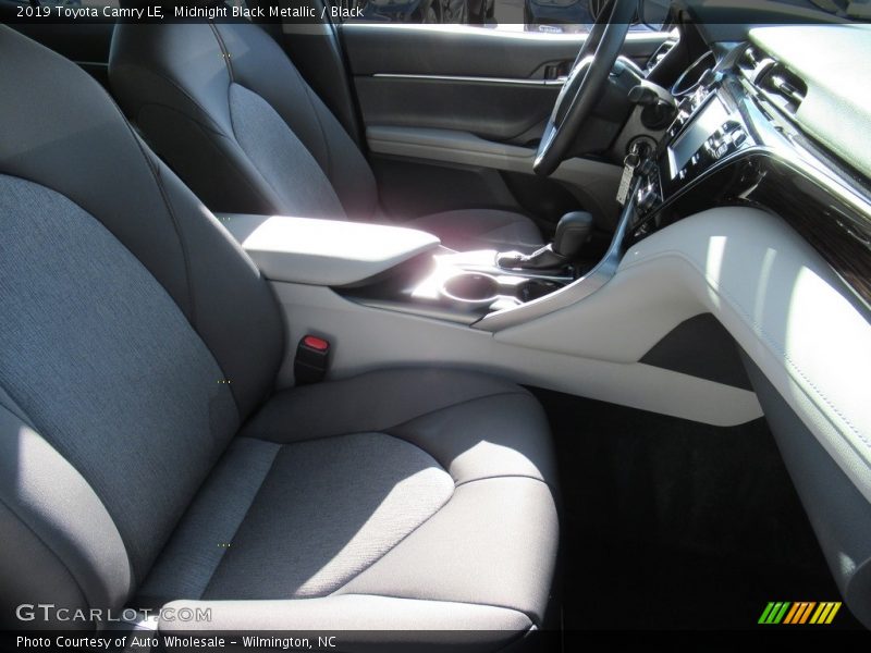 Midnight Black Metallic / Black 2019 Toyota Camry LE