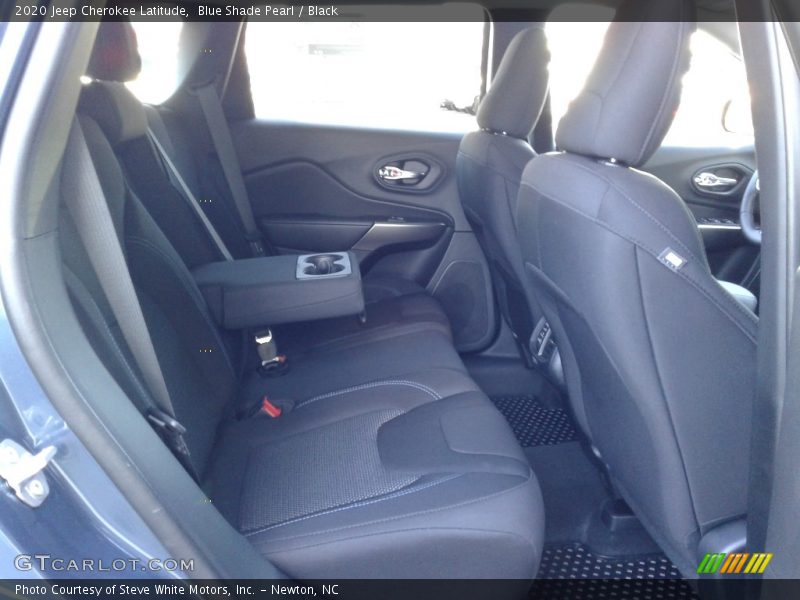 Blue Shade Pearl / Black 2020 Jeep Cherokee Latitude