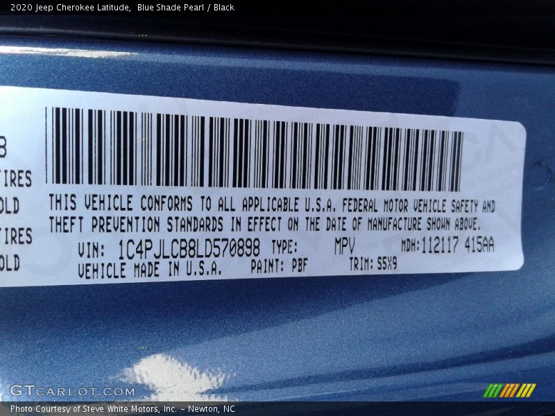 Blue Shade Pearl / Black 2020 Jeep Cherokee Latitude