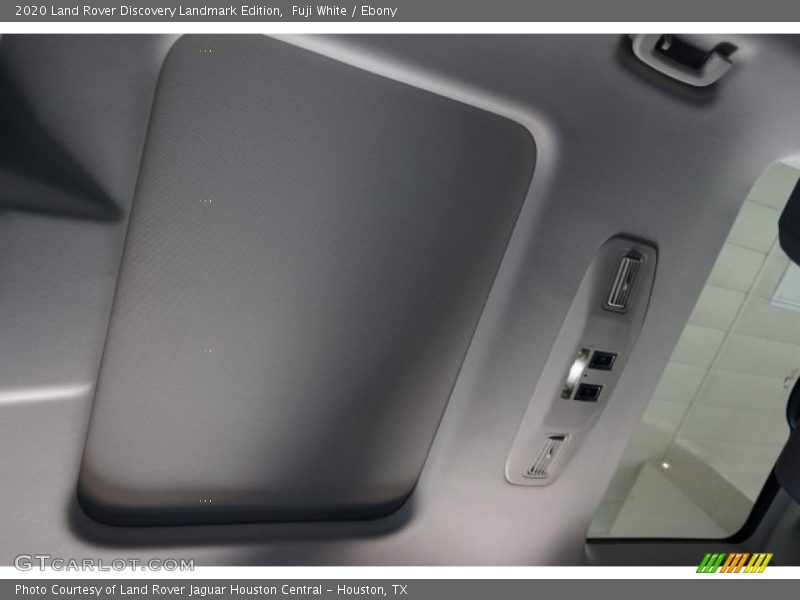 Fuji White / Ebony 2020 Land Rover Discovery Landmark Edition
