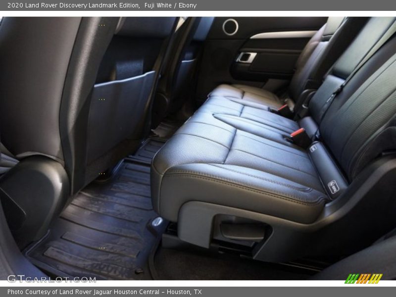 Fuji White / Ebony 2020 Land Rover Discovery Landmark Edition