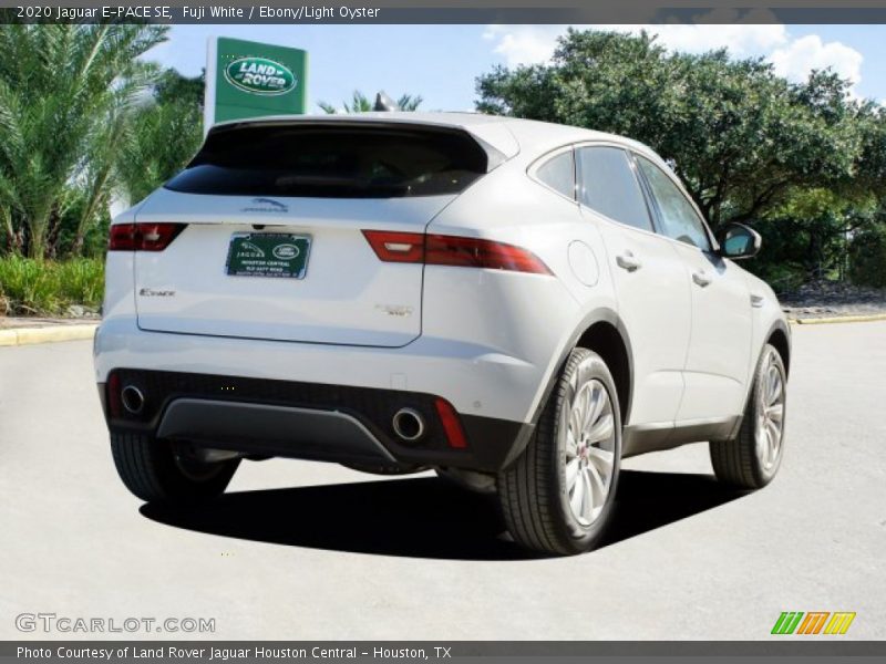 Fuji White / Ebony/Light Oyster 2020 Jaguar E-PACE SE