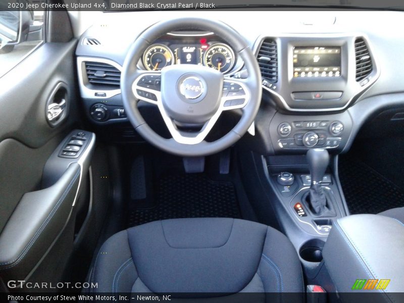Diamond Black Crystal Pearl / Black 2020 Jeep Cherokee Upland 4x4