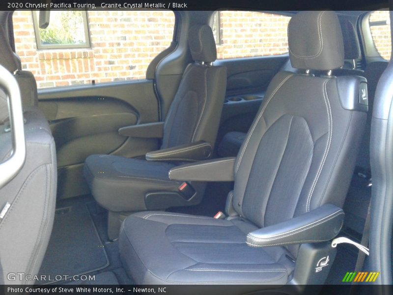 Granite Crystal Metallic / Black 2020 Chrysler Pacifica Touring