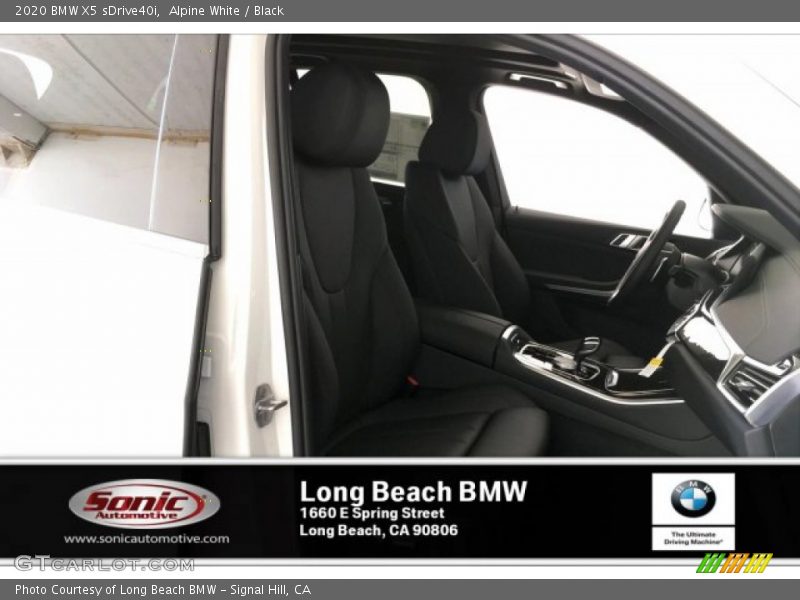 Alpine White / Black 2020 BMW X5 sDrive40i